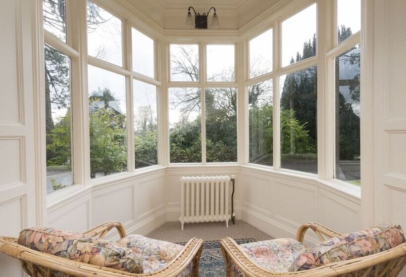 Пансион Banoge House