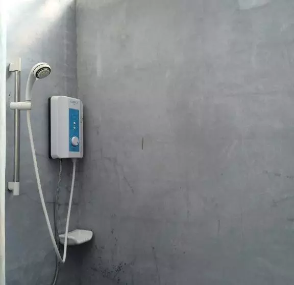 Majatalo Fern House Retreat