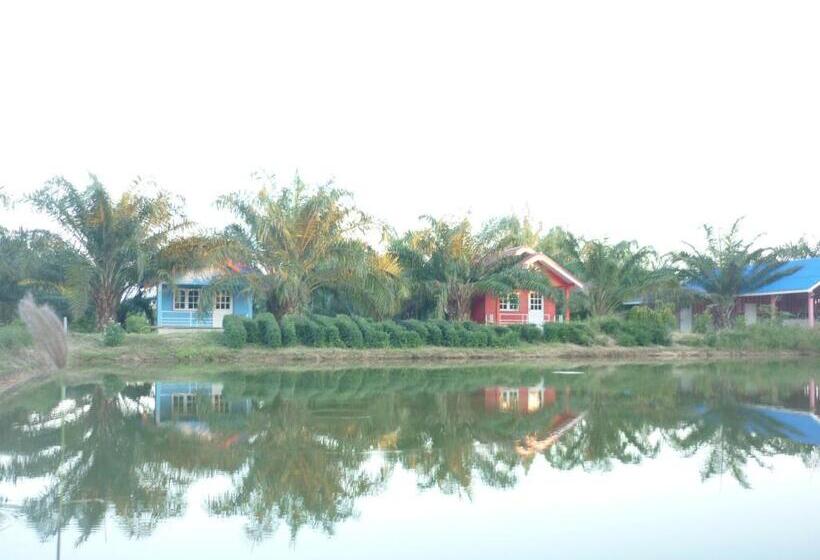 پانسیون Maneemudjalin Resorts Farm Stay