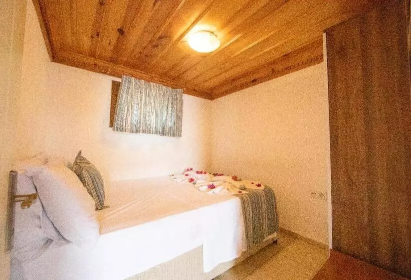 Portofino Apartments