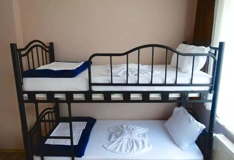Avrasya Hostel