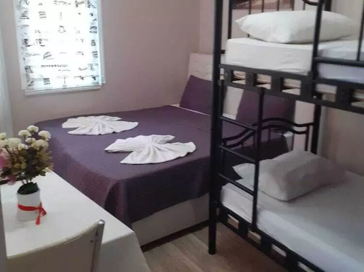 Avrasya Hostel