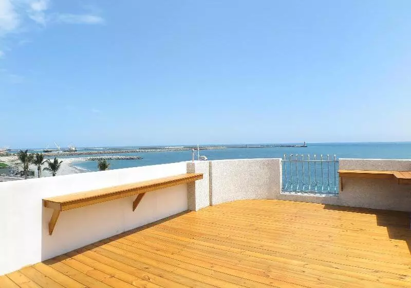 تختخواب و صبحانه White Sand Homestay