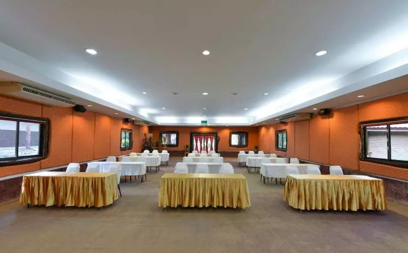 Hotelli Had Ban Din Resort