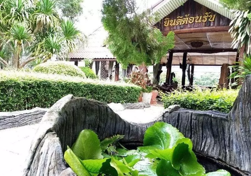Hotelli Had Ban Din Resort