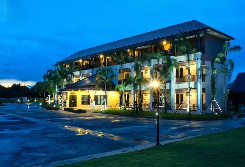 هتل Lampang Vintage