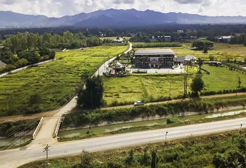 هتل Lampang Vintage