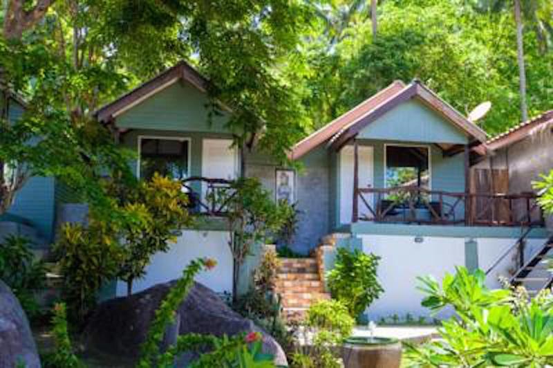 בית מלון כפרי Majestic Sea View Resort