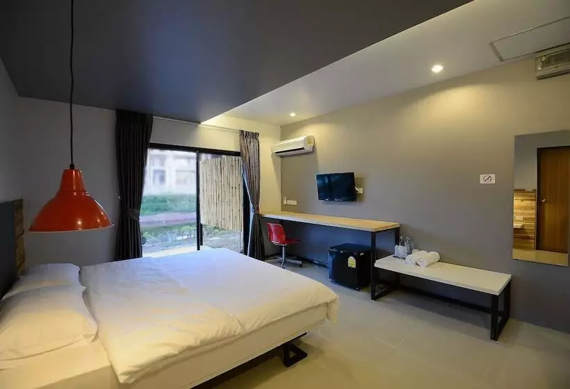 هتل Sabye D Resort At Surat