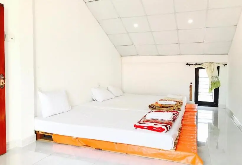 پانسیون Golden Bee Homestay