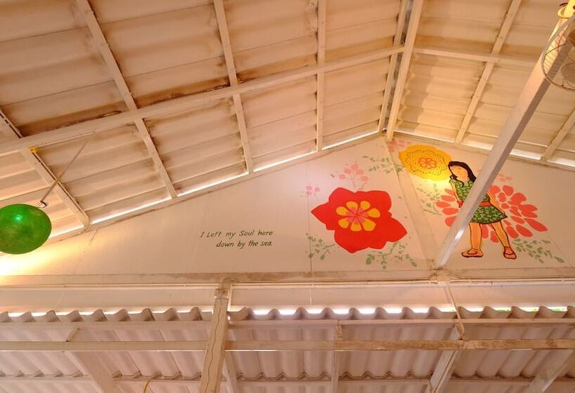 بنسيون Patty S Secret Garden