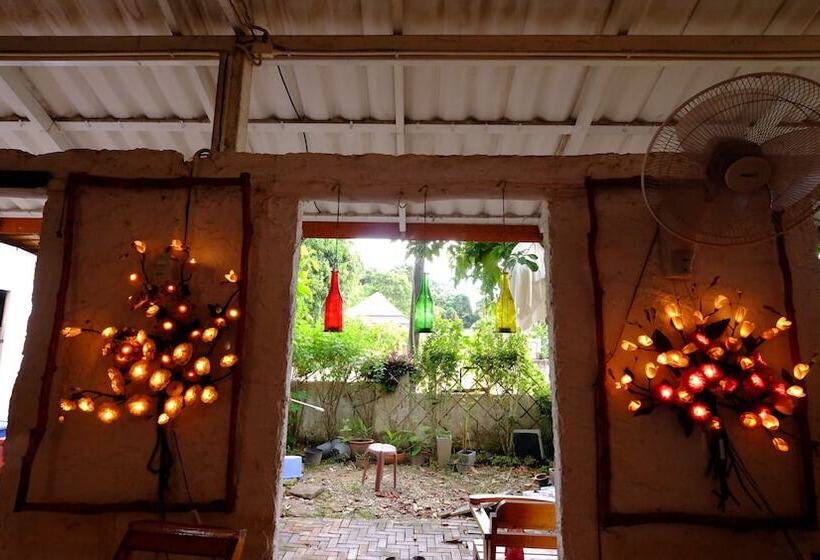 بنسيون Patty S Secret Garden