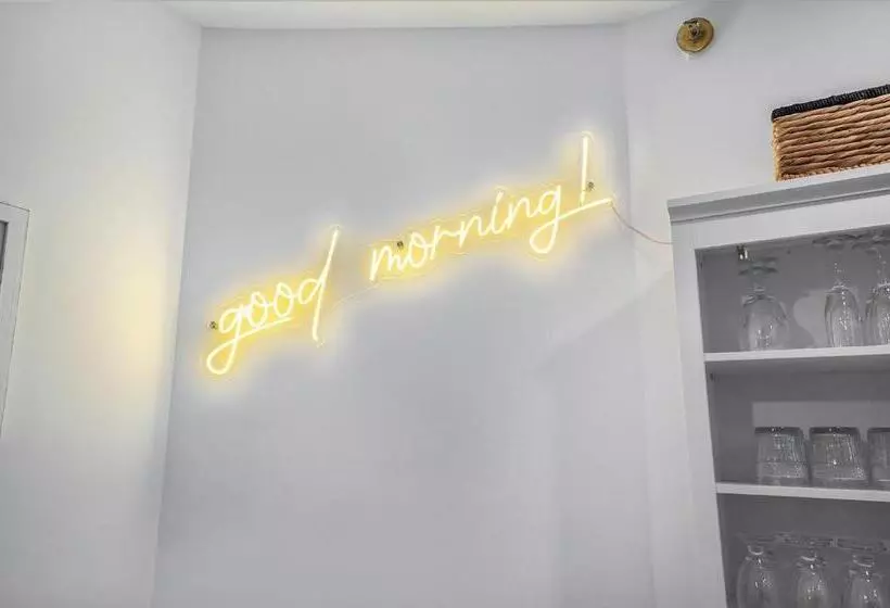 Aamiaismajoitus (B&B) Waters View Inn