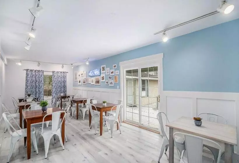 Aamiaismajoitus (B&B) Waters View Inn