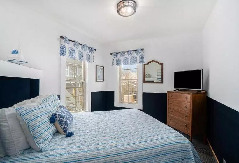 Aamiaismajoitus (B&B) Waters View Inn