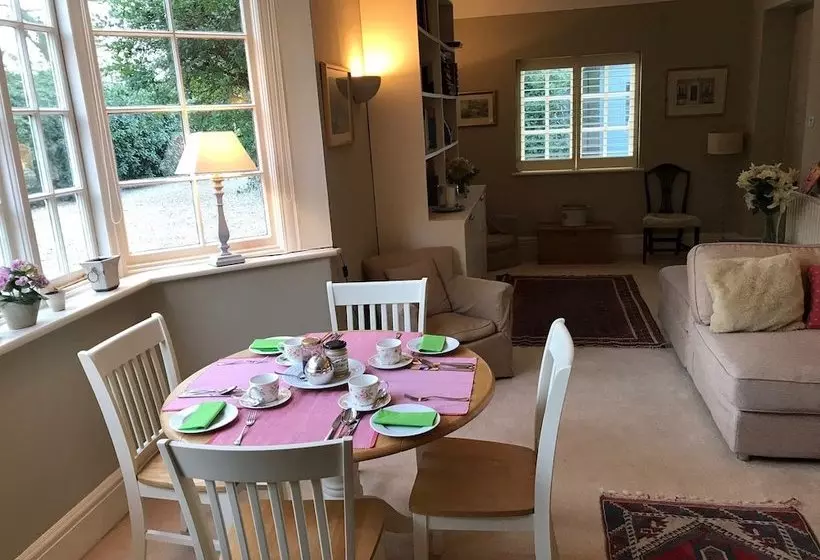 Goss Moor B&b