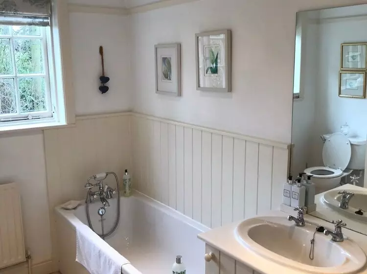 Goss Moor B&b