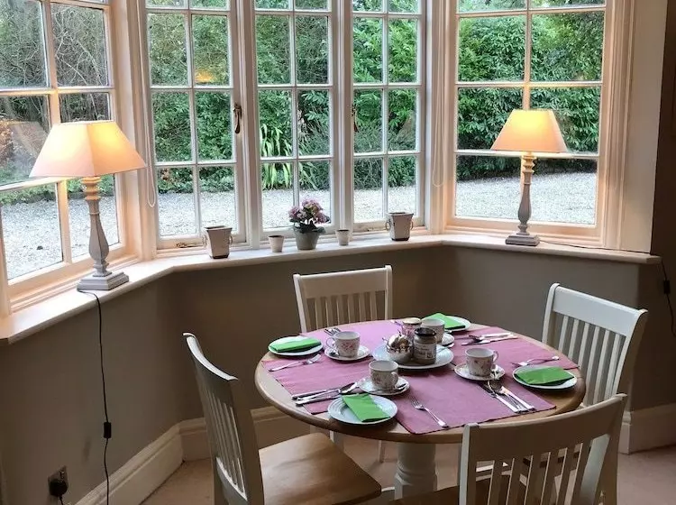 Goss Moor B&b