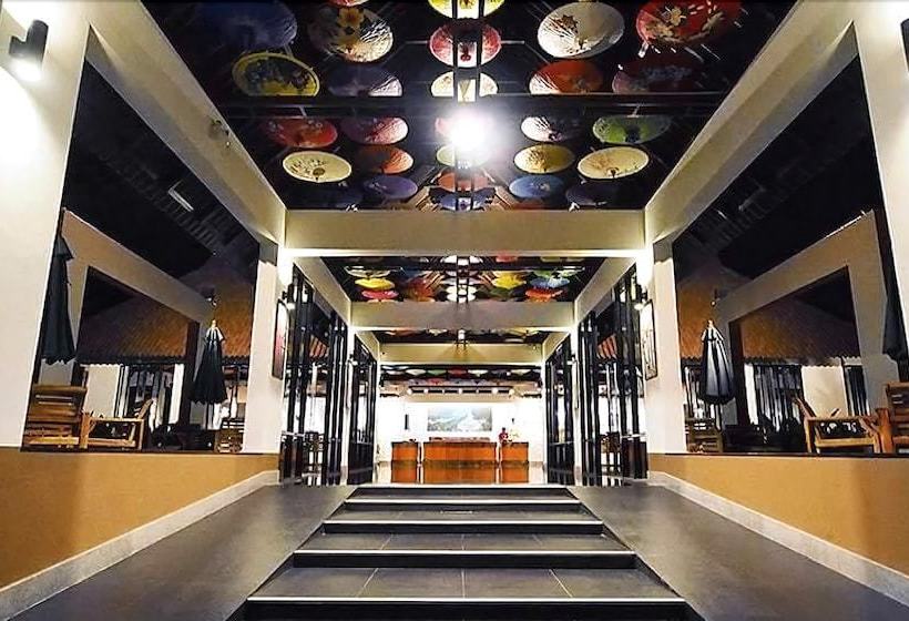 Отель Scenic Pool Villa And Resort Pattaya