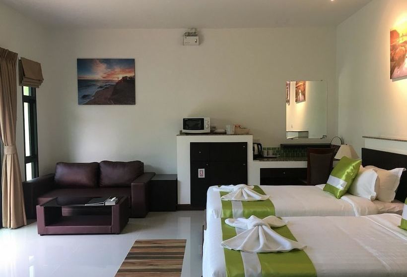 Отель Scenic Pool Villa And Resort Pattaya