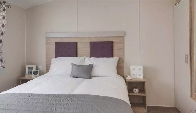 Hotelli Cardigan Bay Holiday Park