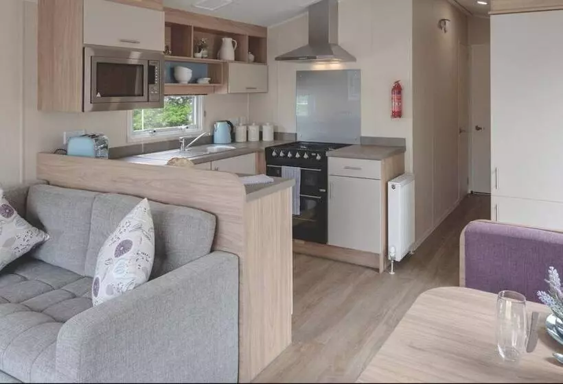 Hotelli Cardigan Bay Holiday Park