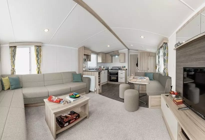 Hotelli Cardigan Bay Holiday Park