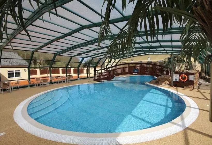 Hotelli Cardigan Bay Holiday Park