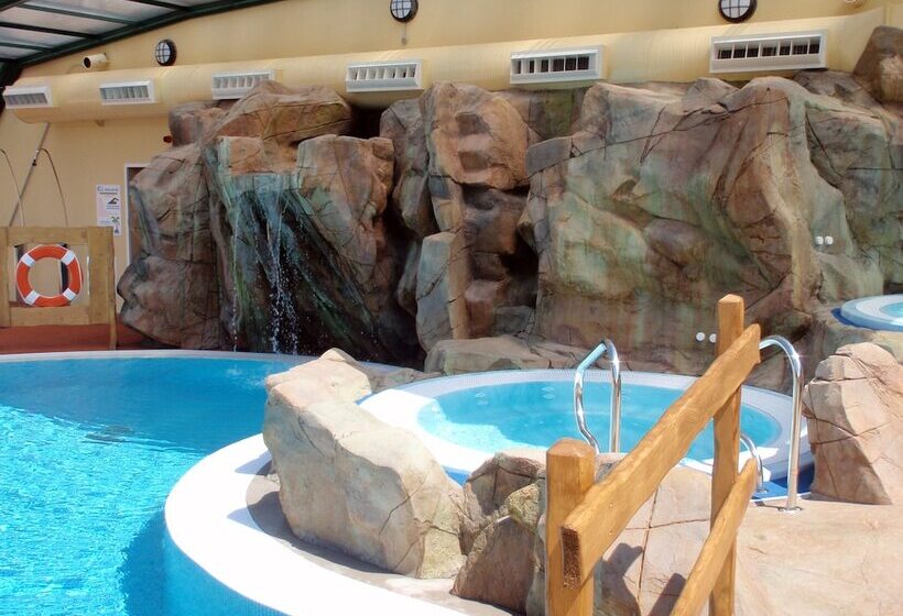 호텔 Cardigan Bay Holiday Park