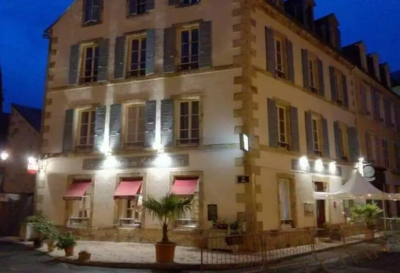 Hotelli Hôtel Le Cm