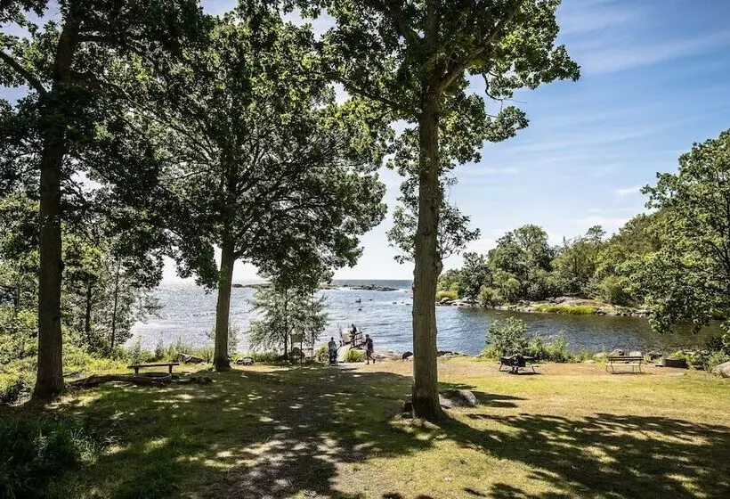 Hotelli Kolleviks Camping Och Stugby