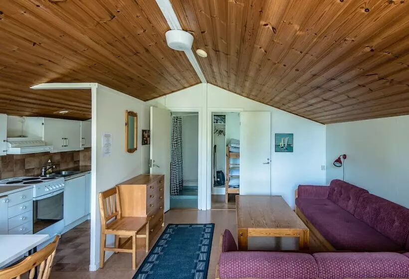 Hotelli Kolleviks Camping Och Stugby