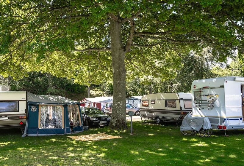 酒店 Kolleviks Camping Och Stugby