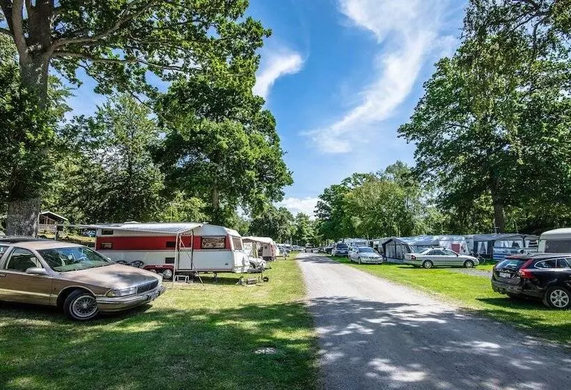 Hotelli Kolleviks Camping Och Stugby