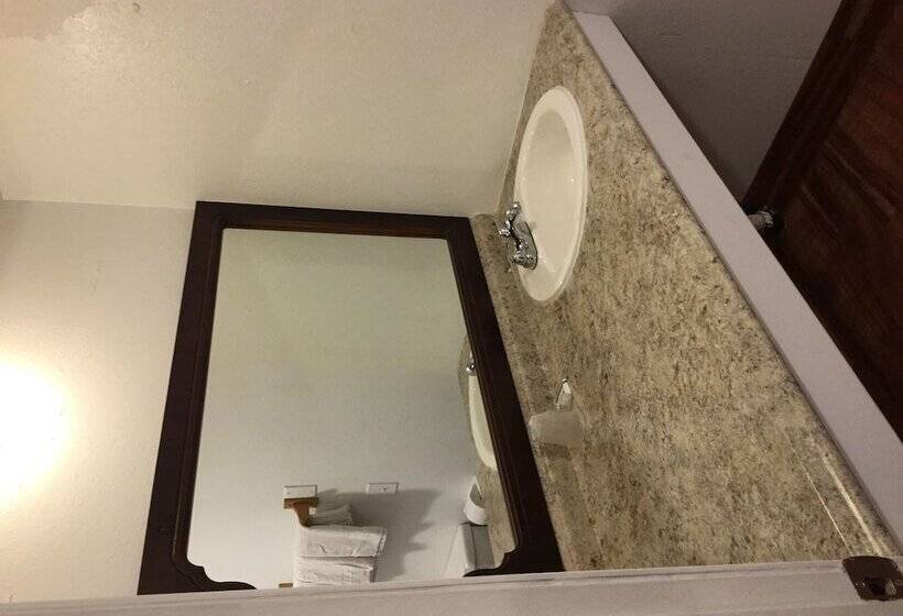 酒店 Pacific Lodge Tacoma