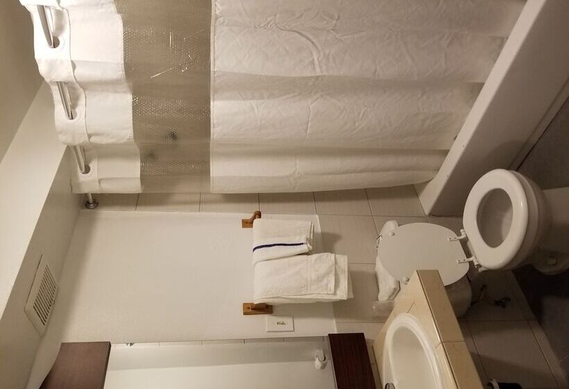 酒店 Pacific Lodge Tacoma