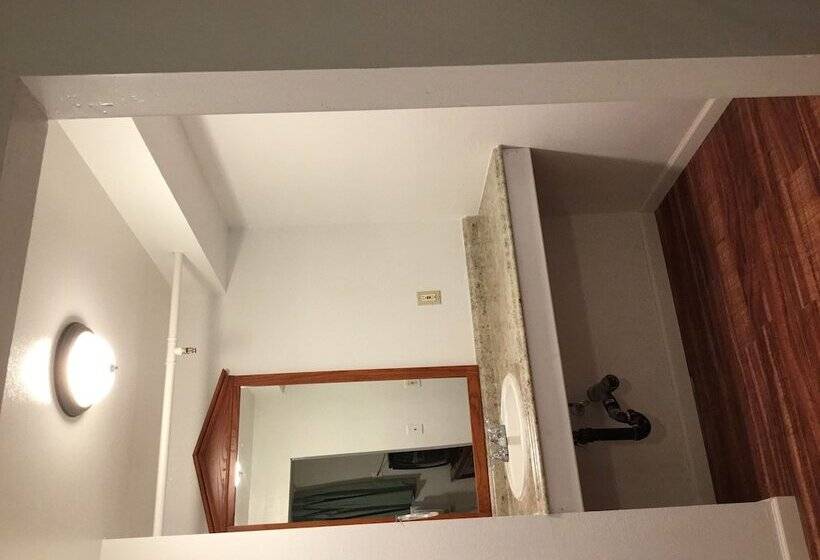 酒店 Pacific Lodge Tacoma