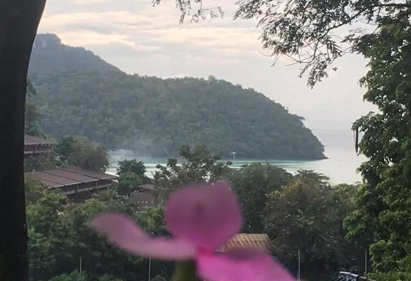 Hotel Phi Phi Sea And Hill