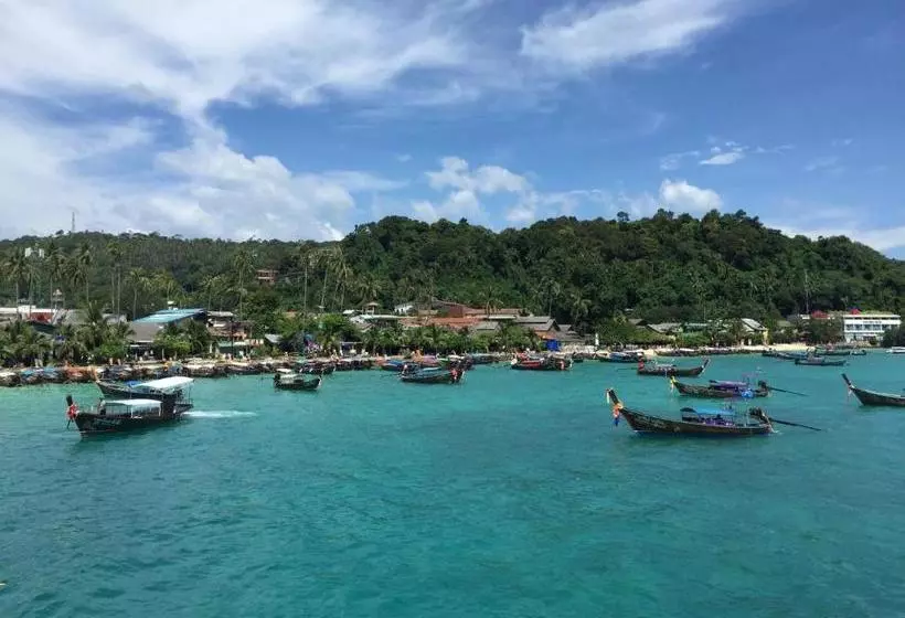 Hotel Phi Phi Sea And Hill