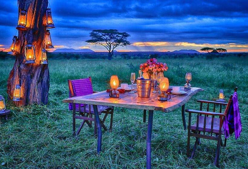 هتل Pumzika Luxury Safari Camp