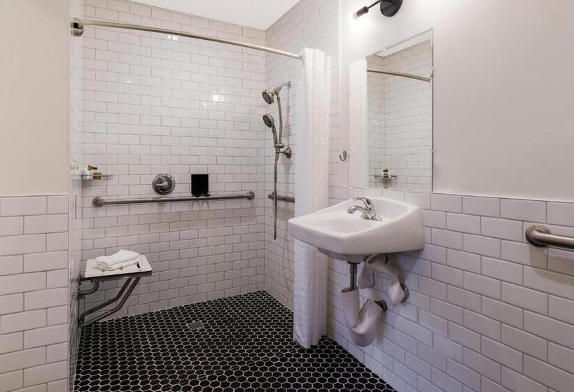 Отель Signature Inn Oakland