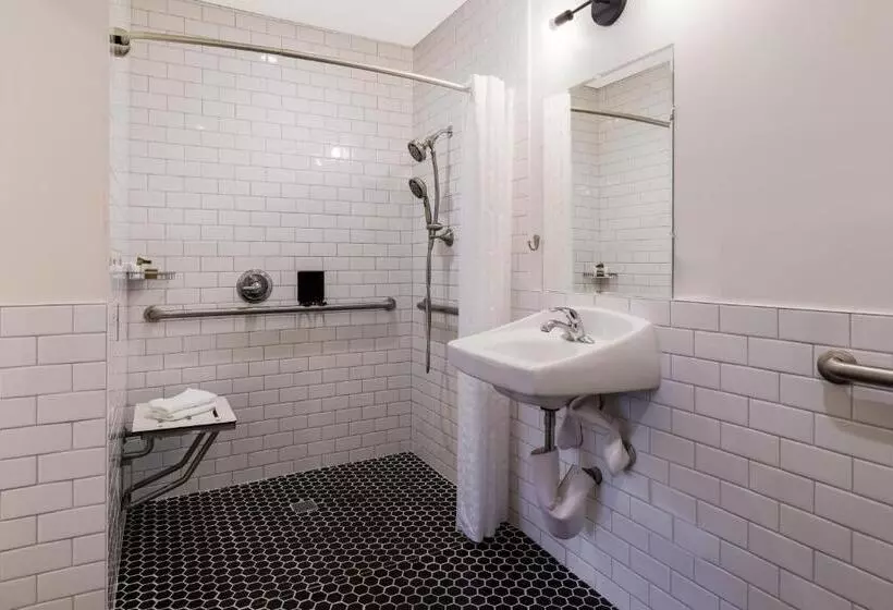 هتل Signature Inn Oakland