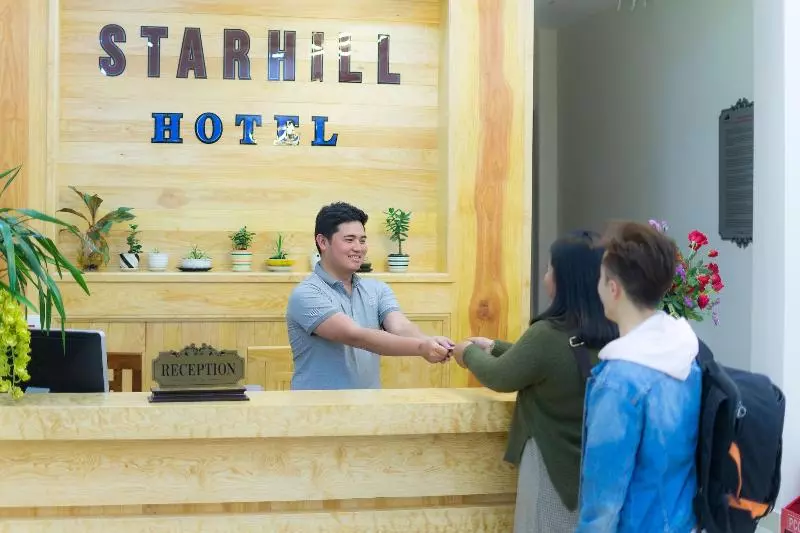 هتل Starhill