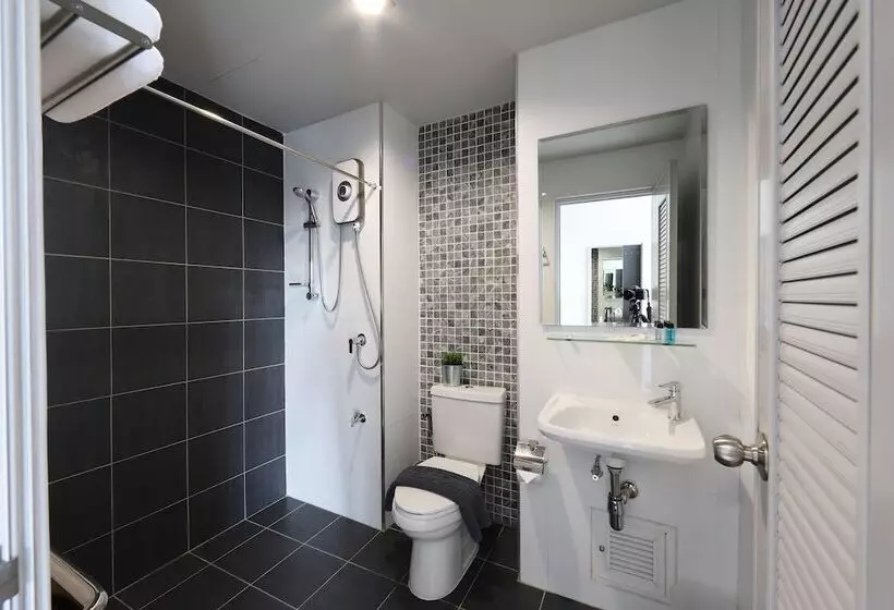 Hotelli Sukh Serviced Apartment