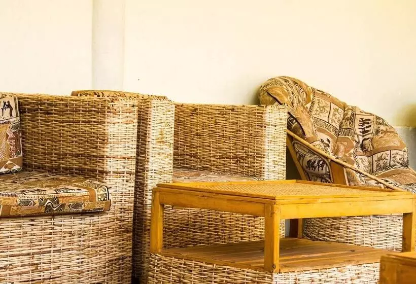 هتل Tropical Suites