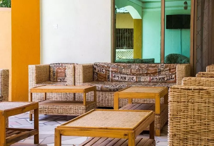 هتل Tropical Suites