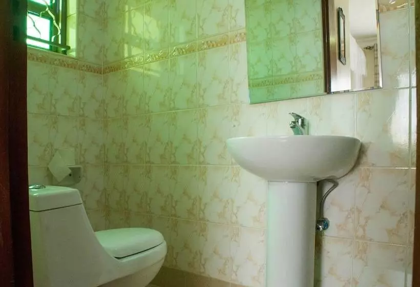 هتل Tropical Suites