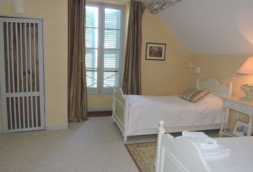 بنسيون Le Castelet