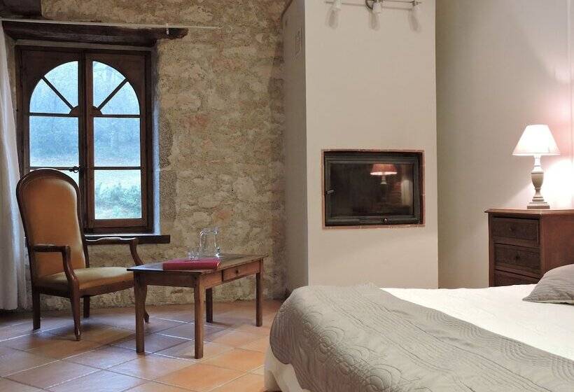 بنسيون Le Castelet