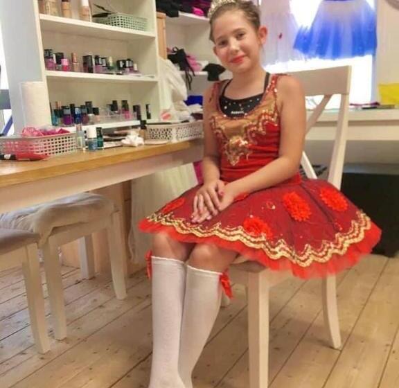 Пансион Barbie House ,opposite The Beach & Pier ,2 Ground Floor Apartments Each With Private Car Space & Gar